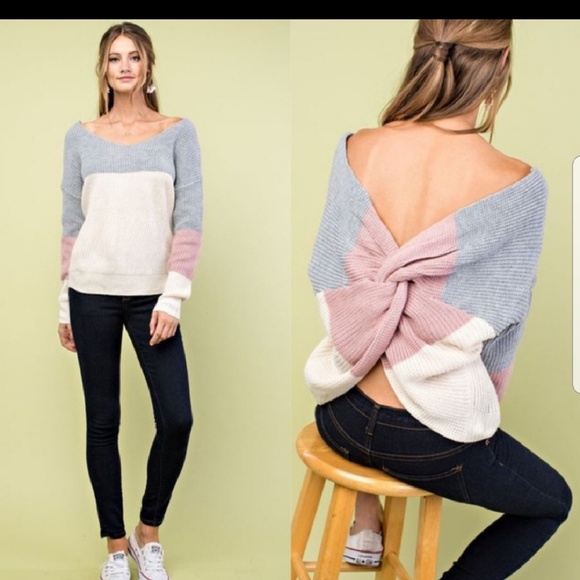 SALE!!!  Twist back sweater - Picture 2 of 4